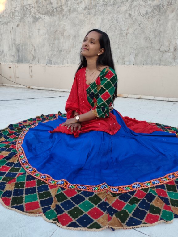 Royal Blue Kutchi Mirror Work Designer Blouse Set view 2